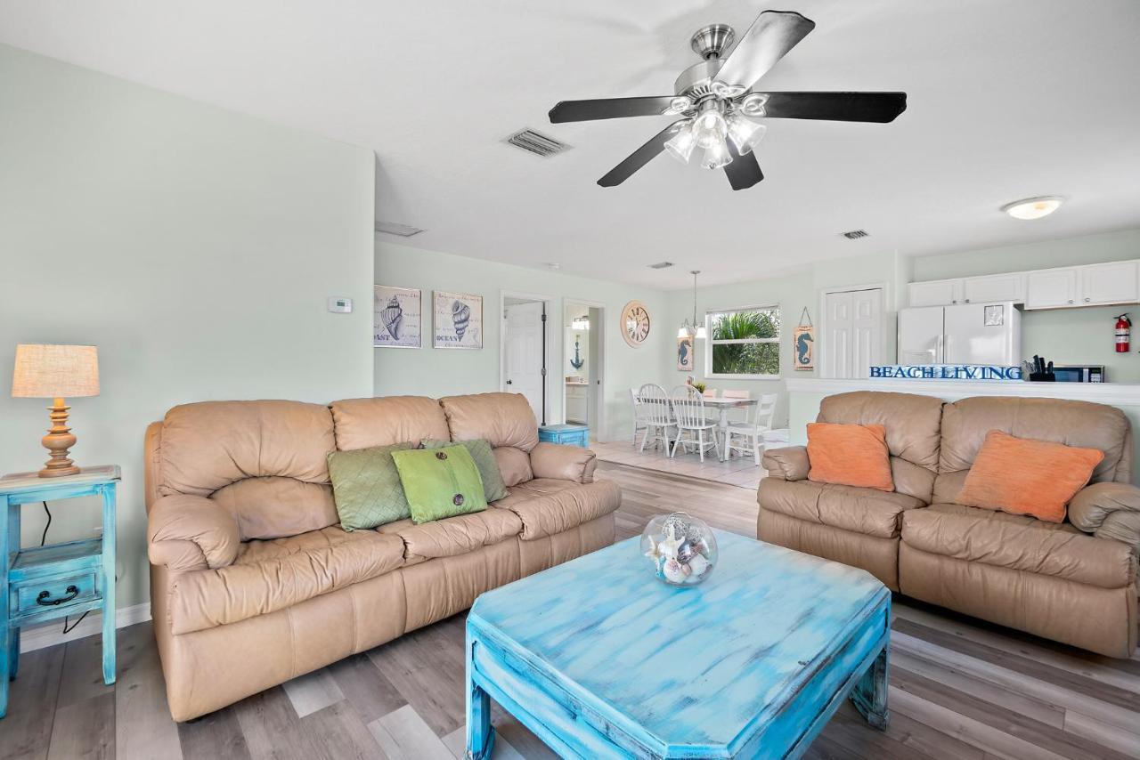 Beachside Serenity Escape - Private 3Br And 2Ba, Dog Friendly Duplex Oasis, Steps To Shore! Melbourne Luaran gambar